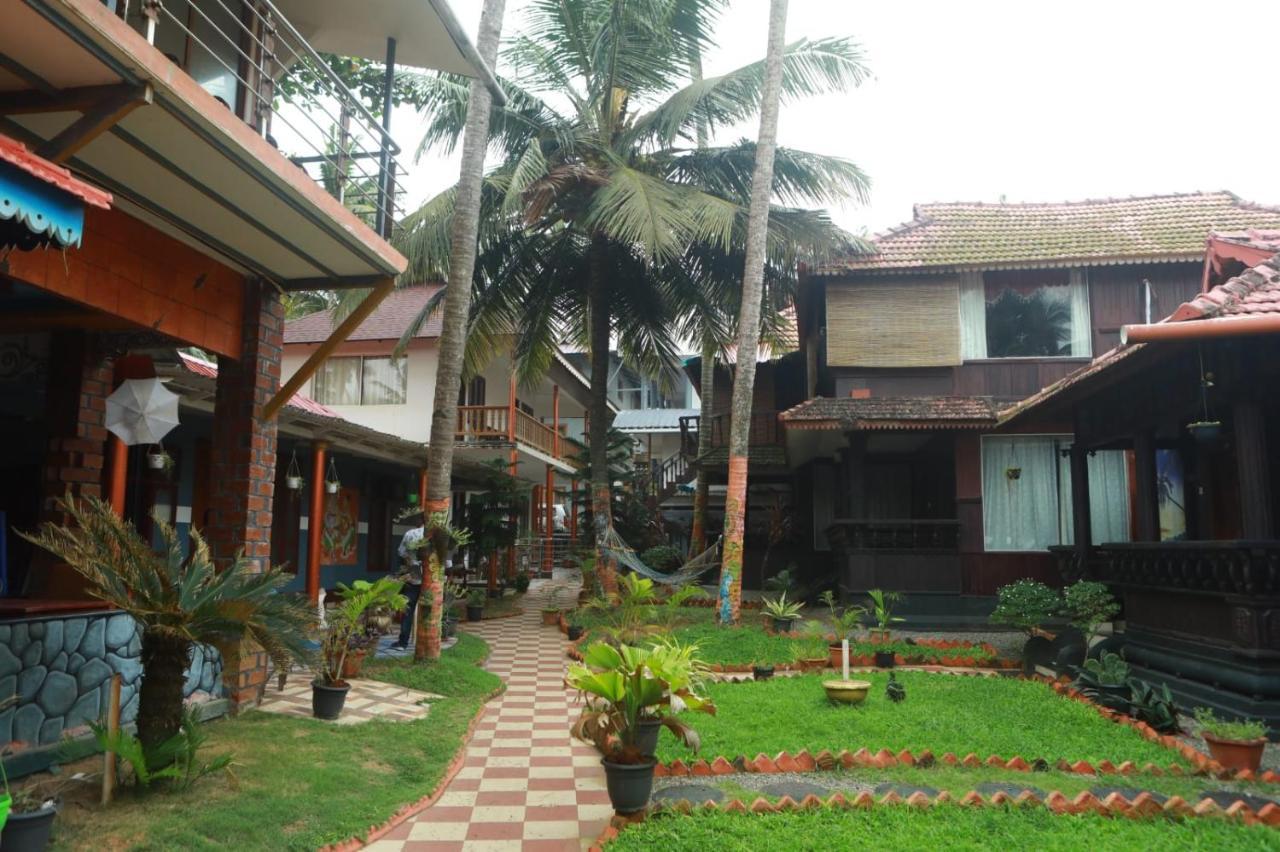 Black Beach Resort Varkala Dış mekan fotoğraf