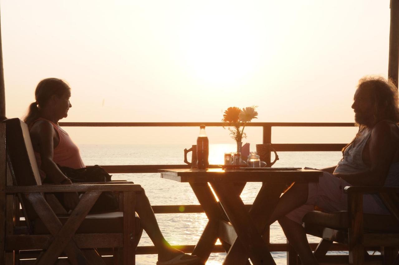 Black Beach Resort Varkala Dış mekan fotoğraf