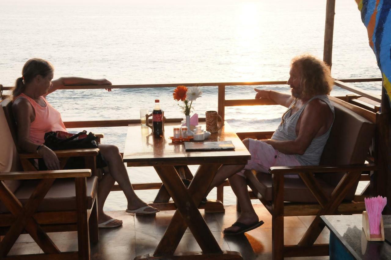 Black Beach Resort Varkala Dış mekan fotoğraf