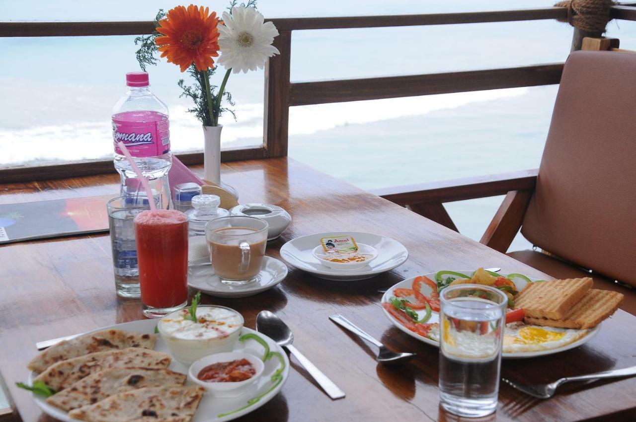 Black Beach Resort Varkala Dış mekan fotoğraf